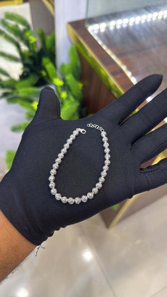 18-karat Diamond Cut Bracelet