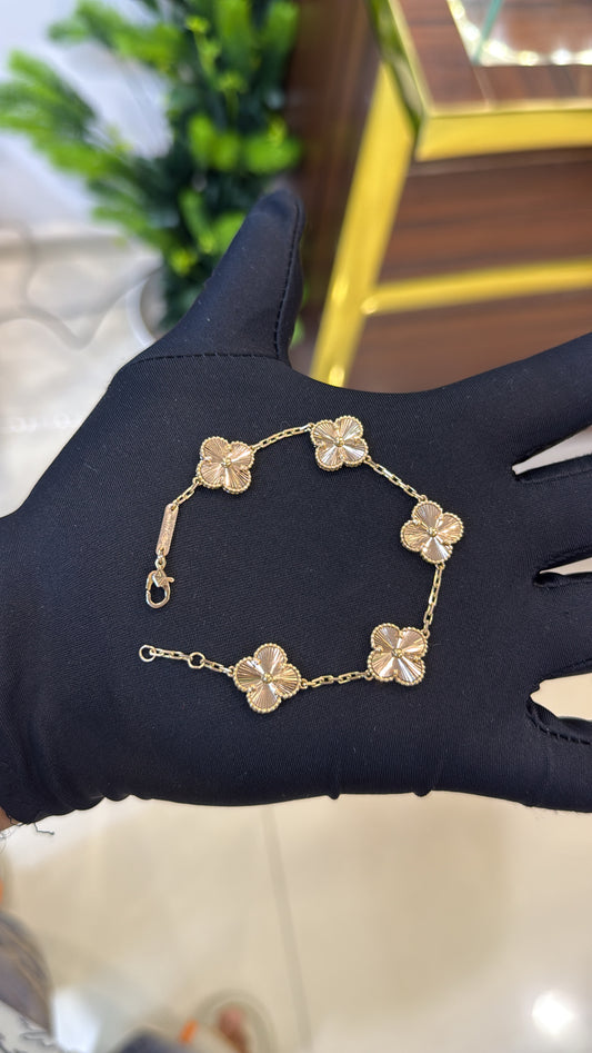 18-karat Van cleef Bracelet