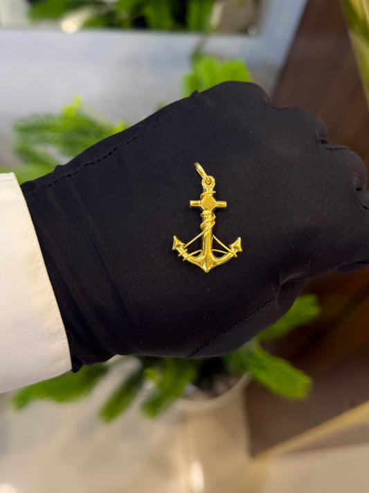 22-karat Anchor Pendant