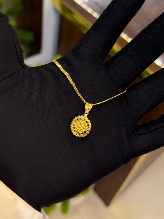 22-karat Pendant.