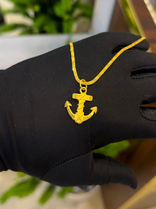 22-karat Anchor Pendant