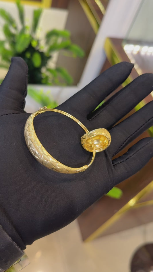 18-Karat Bangle & Ring set