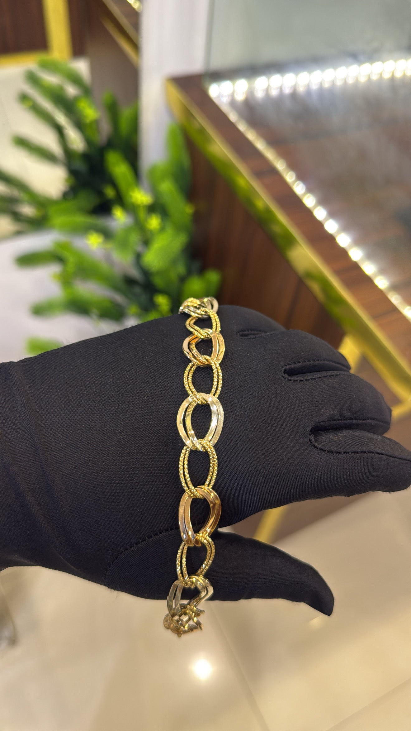 18-karat Circle Links Bracelet