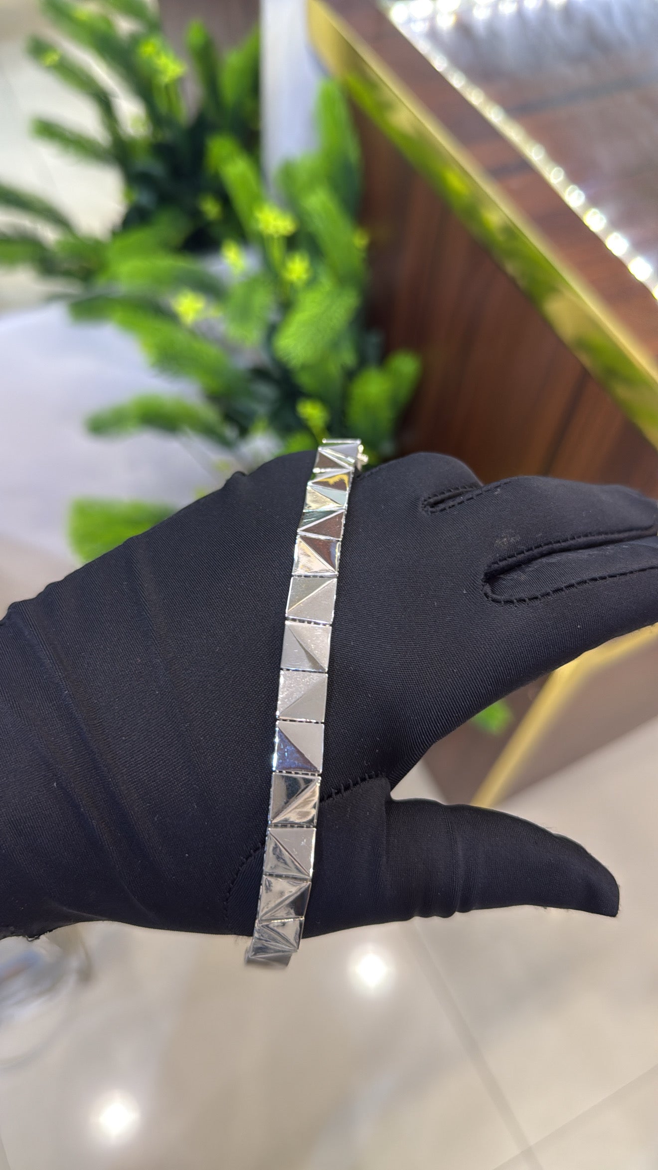 18-karat TLS Bracelet