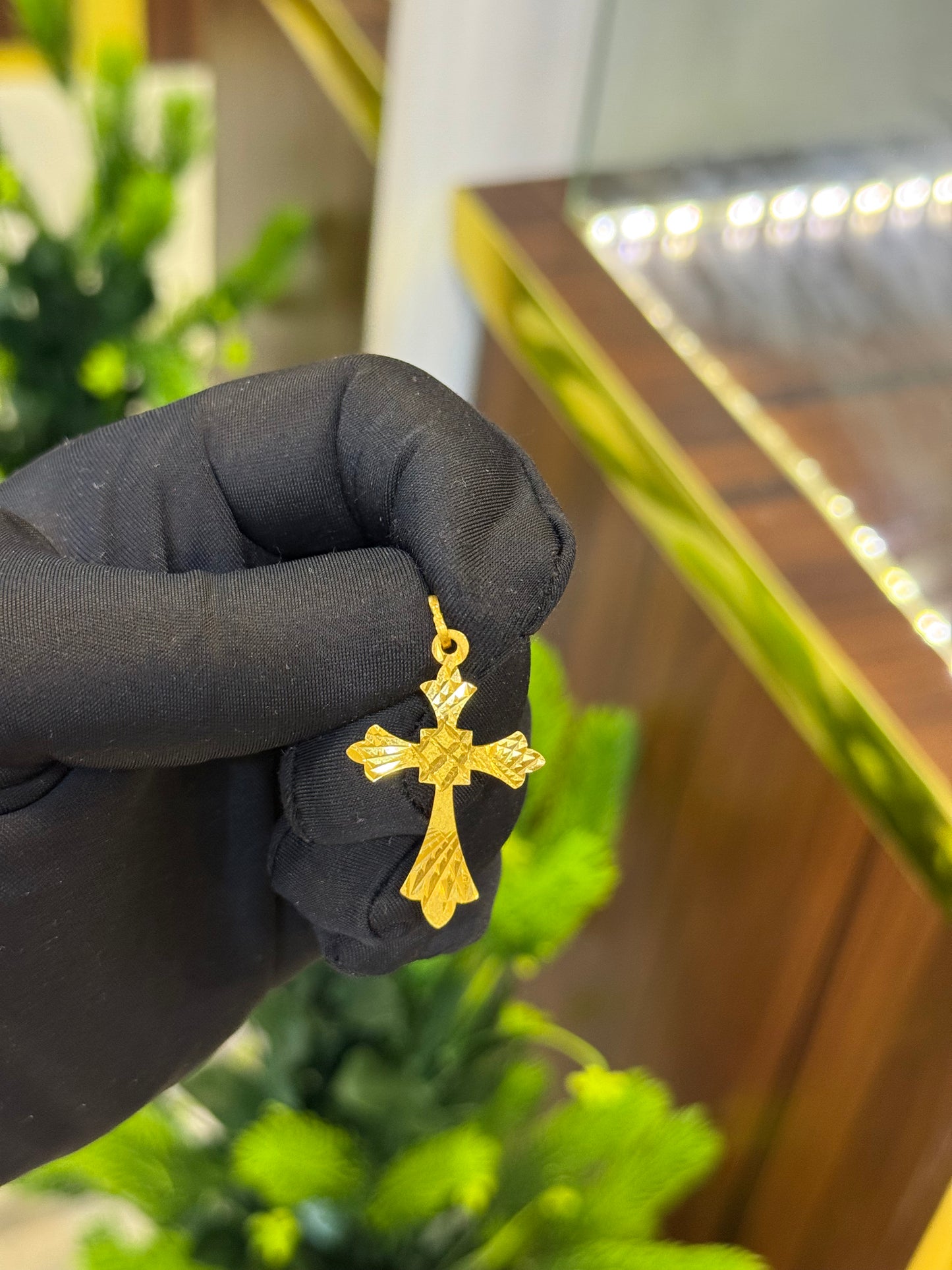 22-Karat Cross Pendant